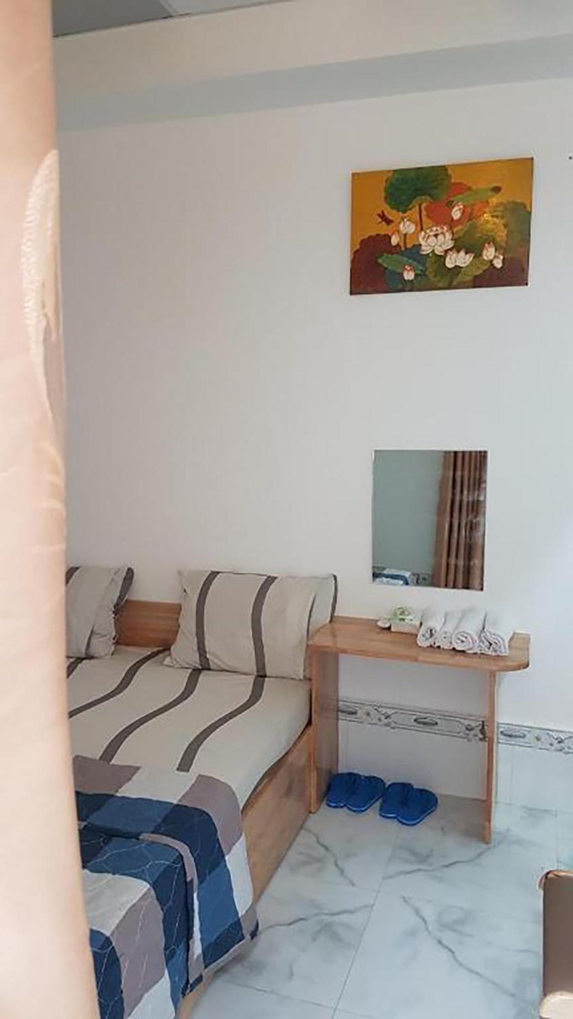 Hoa Lan Motel & Homestay Giong Tu Dien Extérieur photo