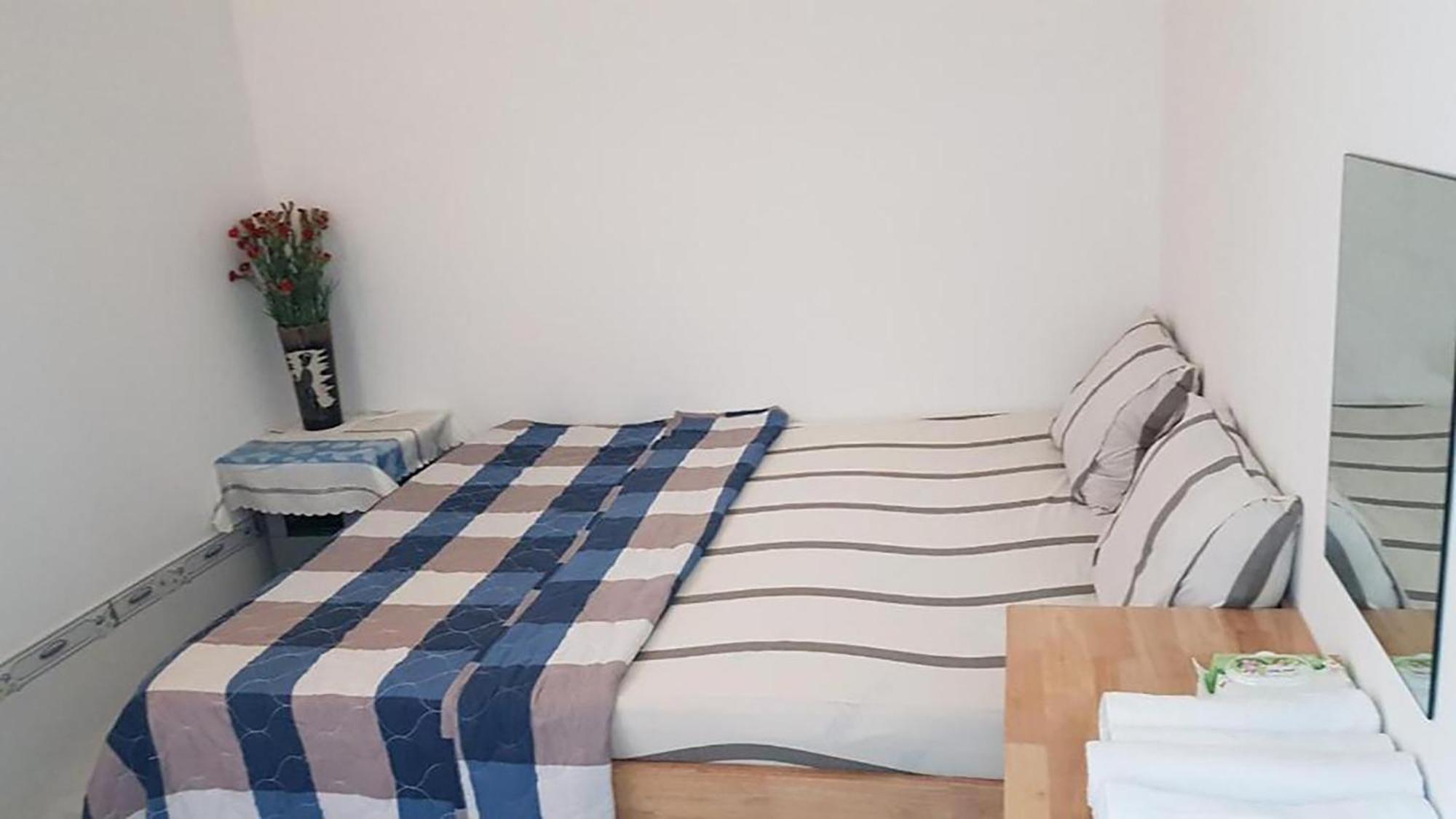 Hoa Lan Motel & Homestay Giong Tu Dien Extérieur photo